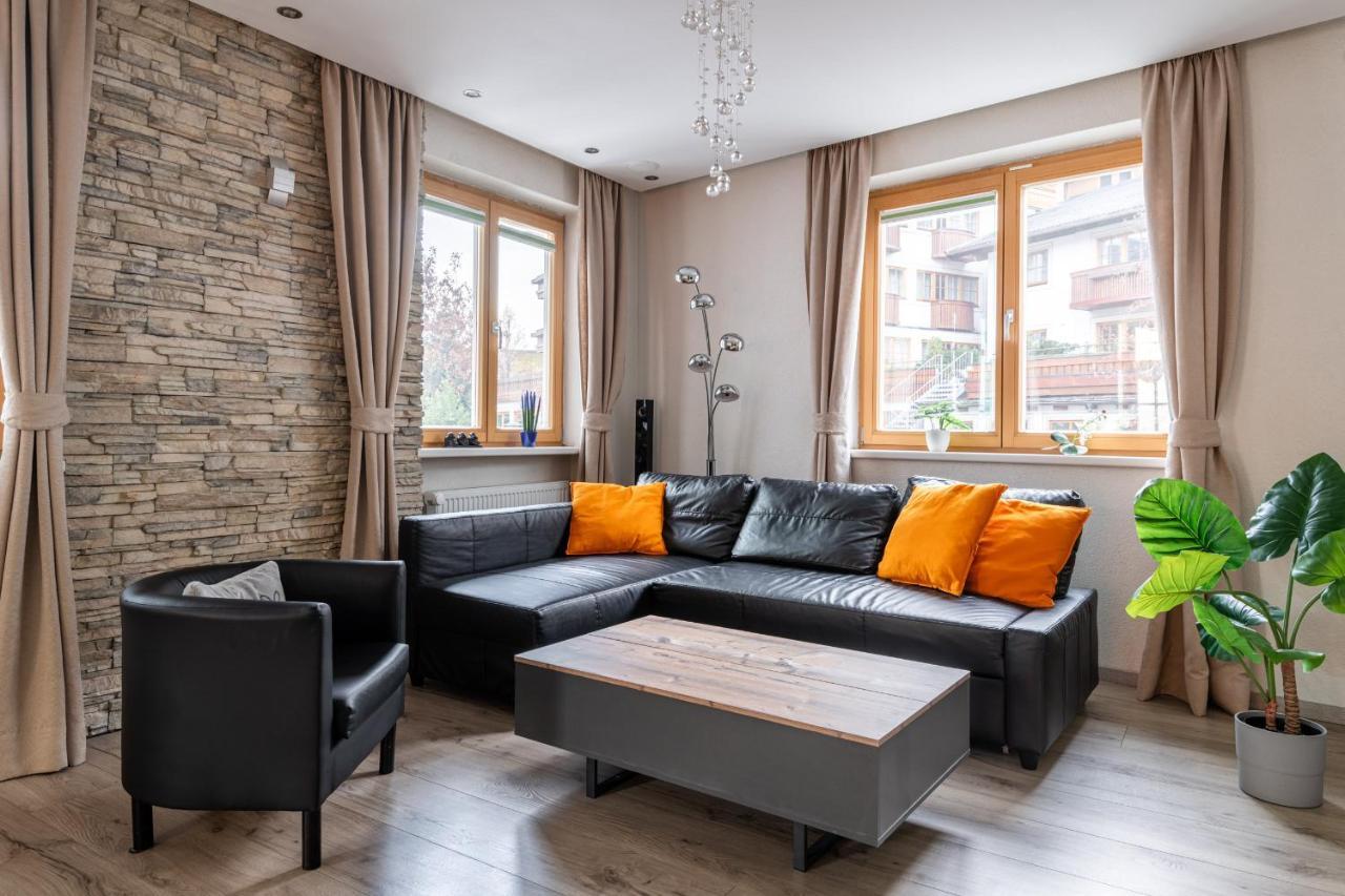 Lisa Apartment